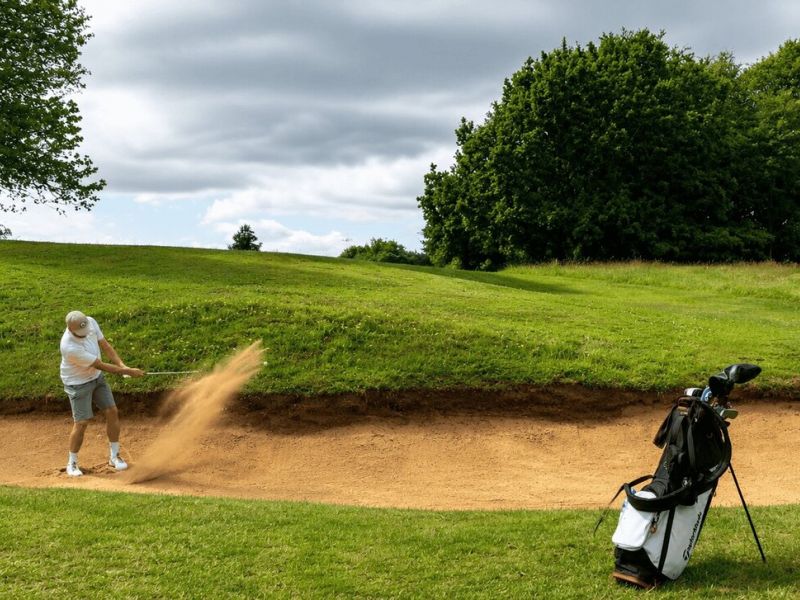 Vanaways Supports Holman Charity Golf Day in Aid of United Way UK